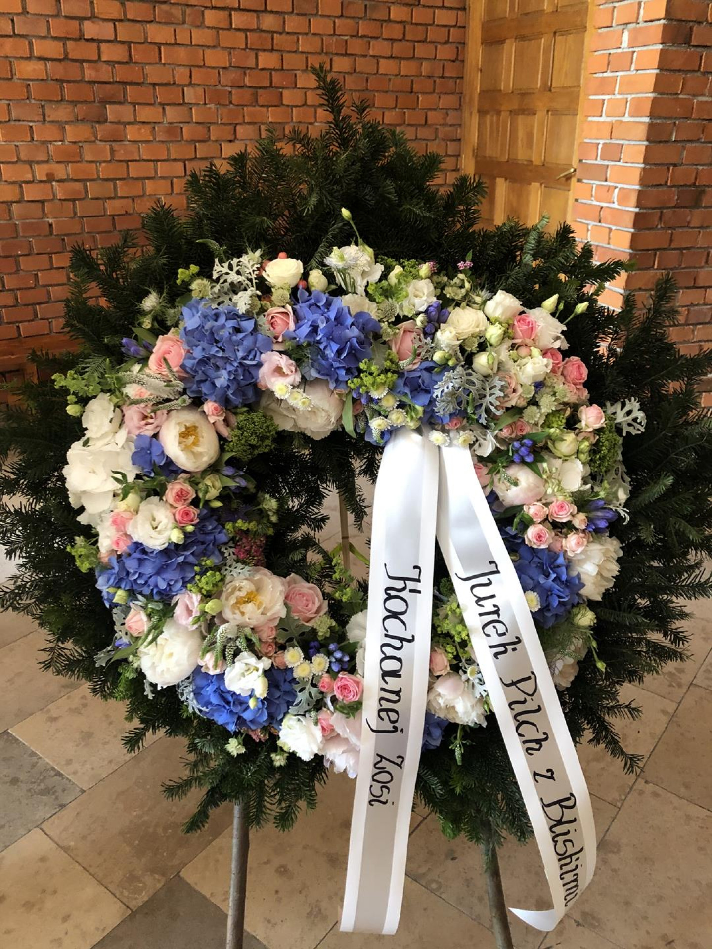 Obsługa florystyczna pogrzebów